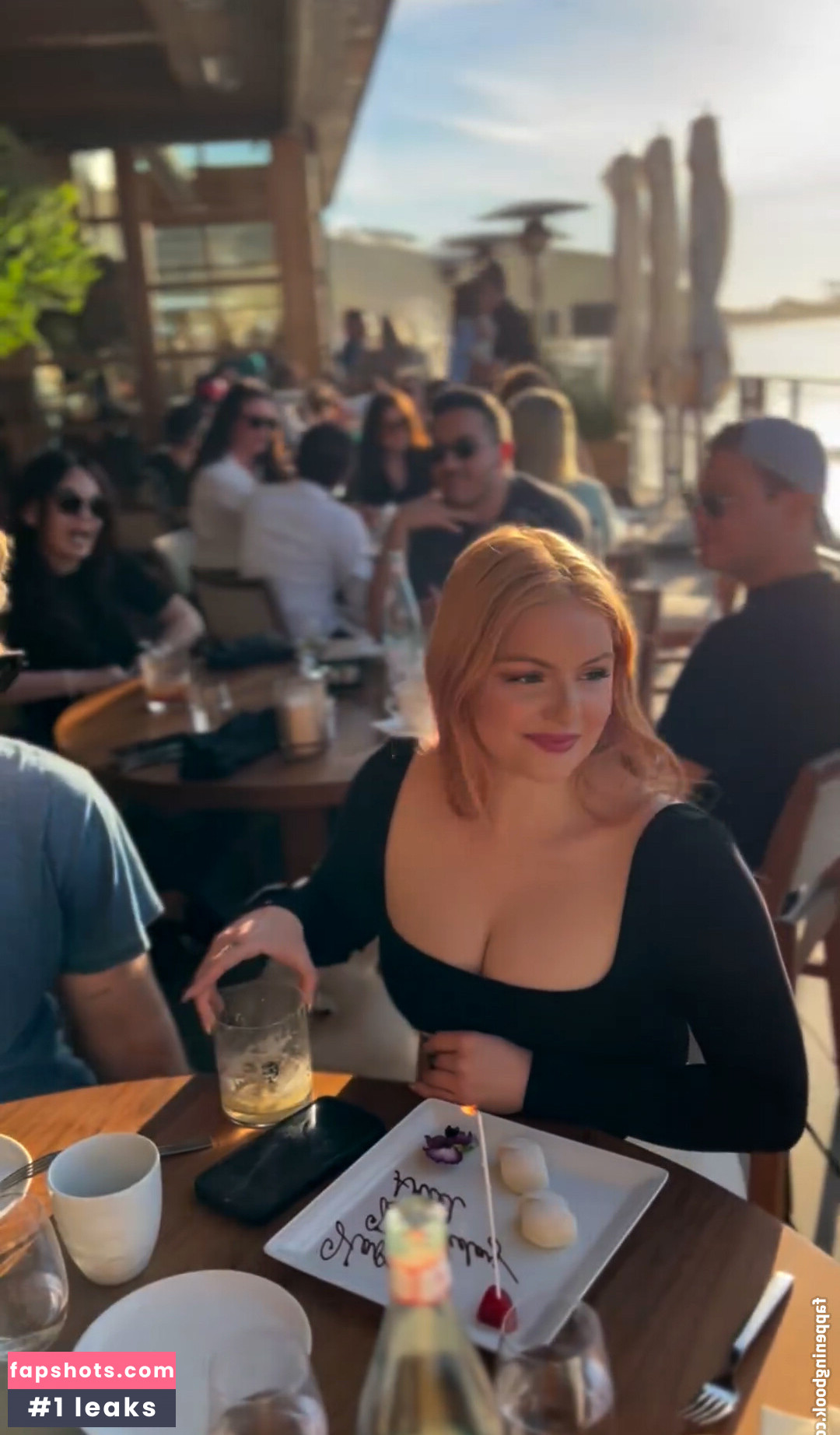 Ariel Winter Nahé úniky fotek pouze od fanoušků #256 - Fapshots