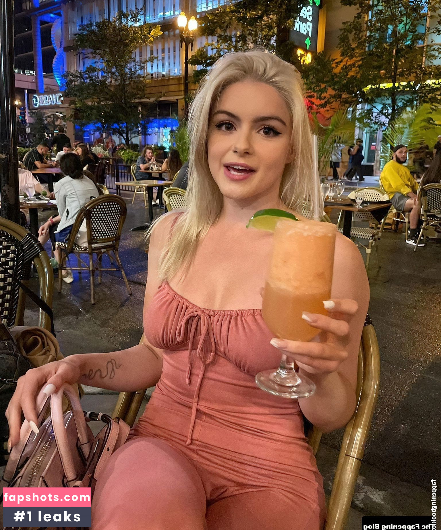 Ariel Winter Nahé úniky fotek pouze od fanoušků #511 - Fapshots