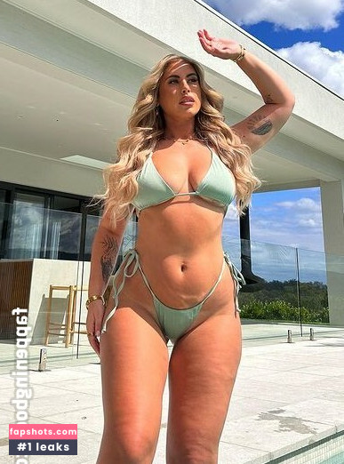 Ariella Nyssa gallery photo #22