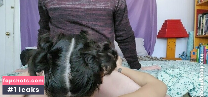 ariellabloom gallery photo #26