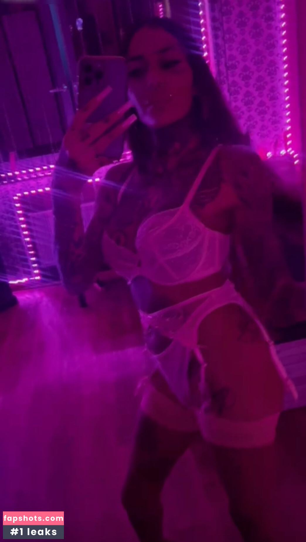 Arifekiz ( Ayliva ) nude babe gallery