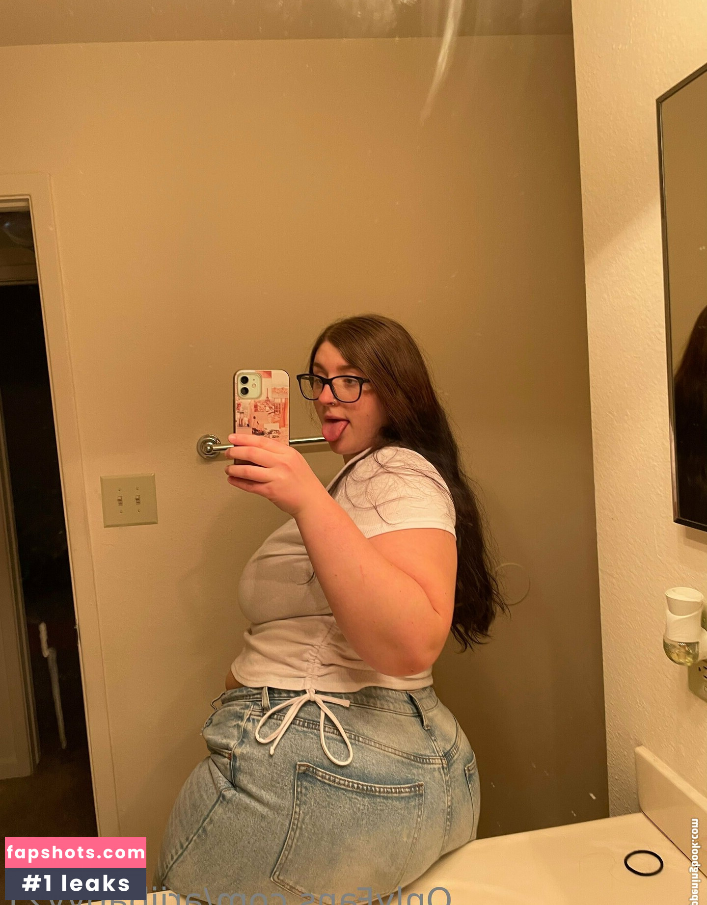 ariibabyy21 gallery photo #4