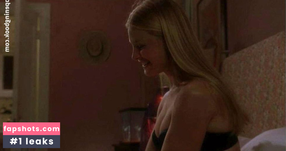 Arija Bareikis gallery photo #6