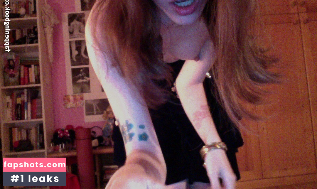 Aril's Chest gallery photo #13