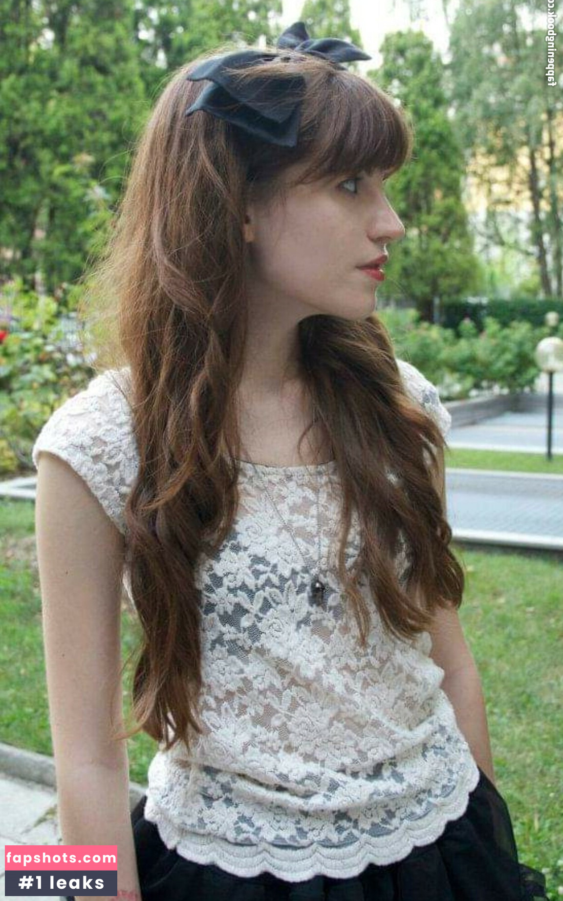 Aril's Chest gallery photo #19