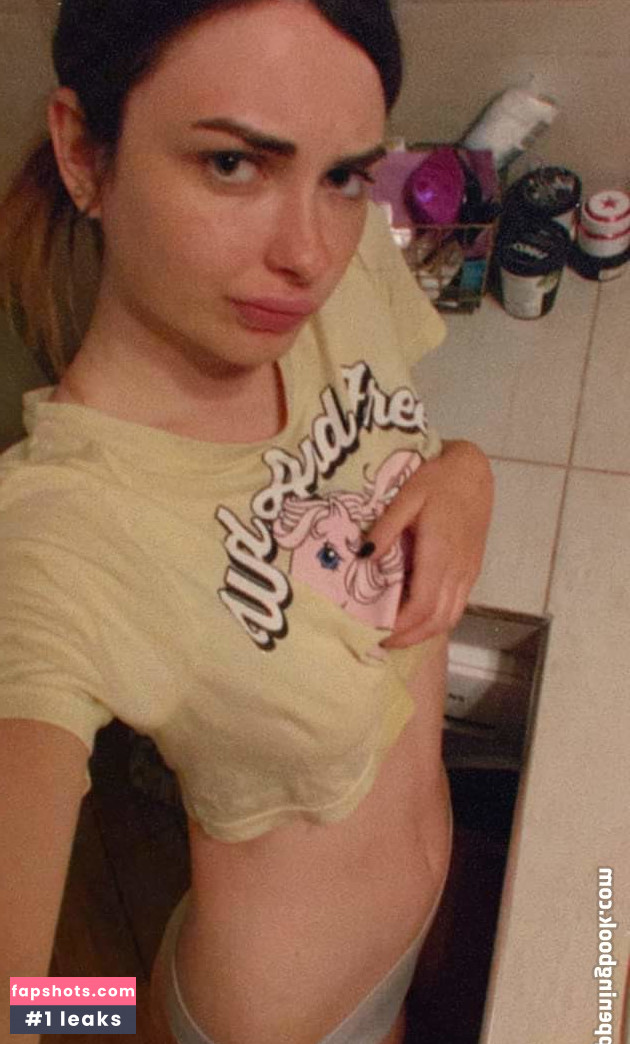 Arina Berdnikova gallery photo #113