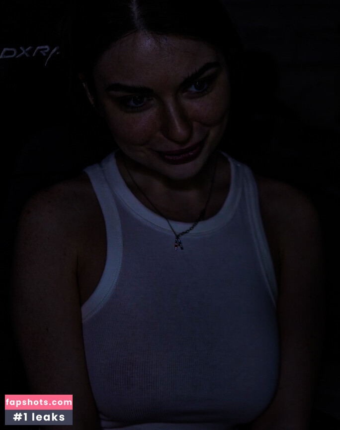 Arina Berdnikova gallery photo #25