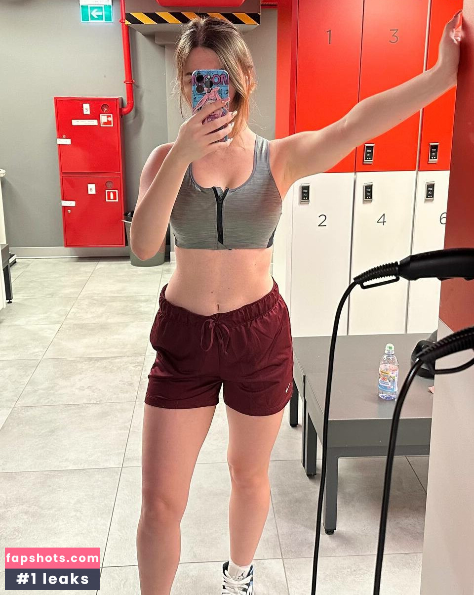 Arina Berdnikova gallery photo #66