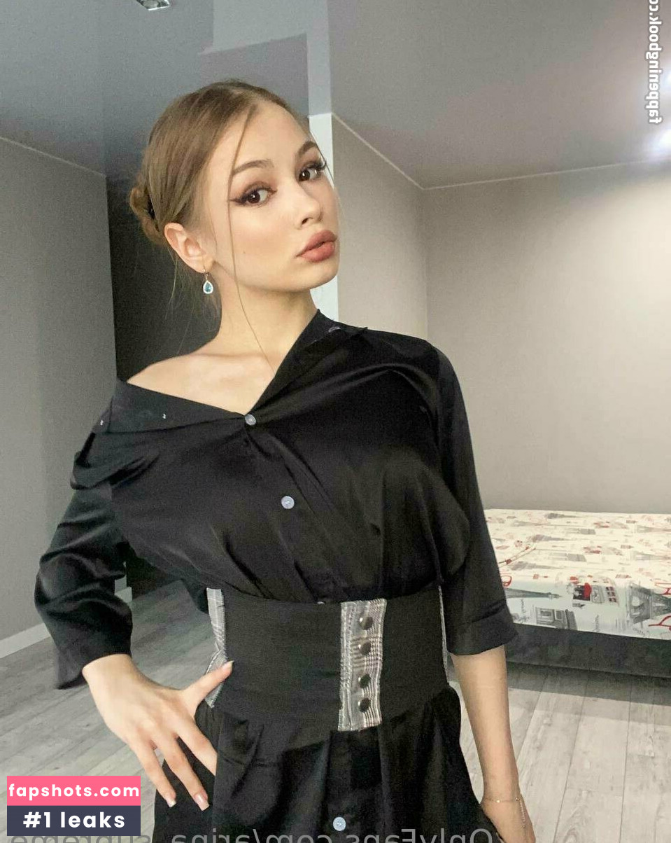 arina_supreme gallery photo #22