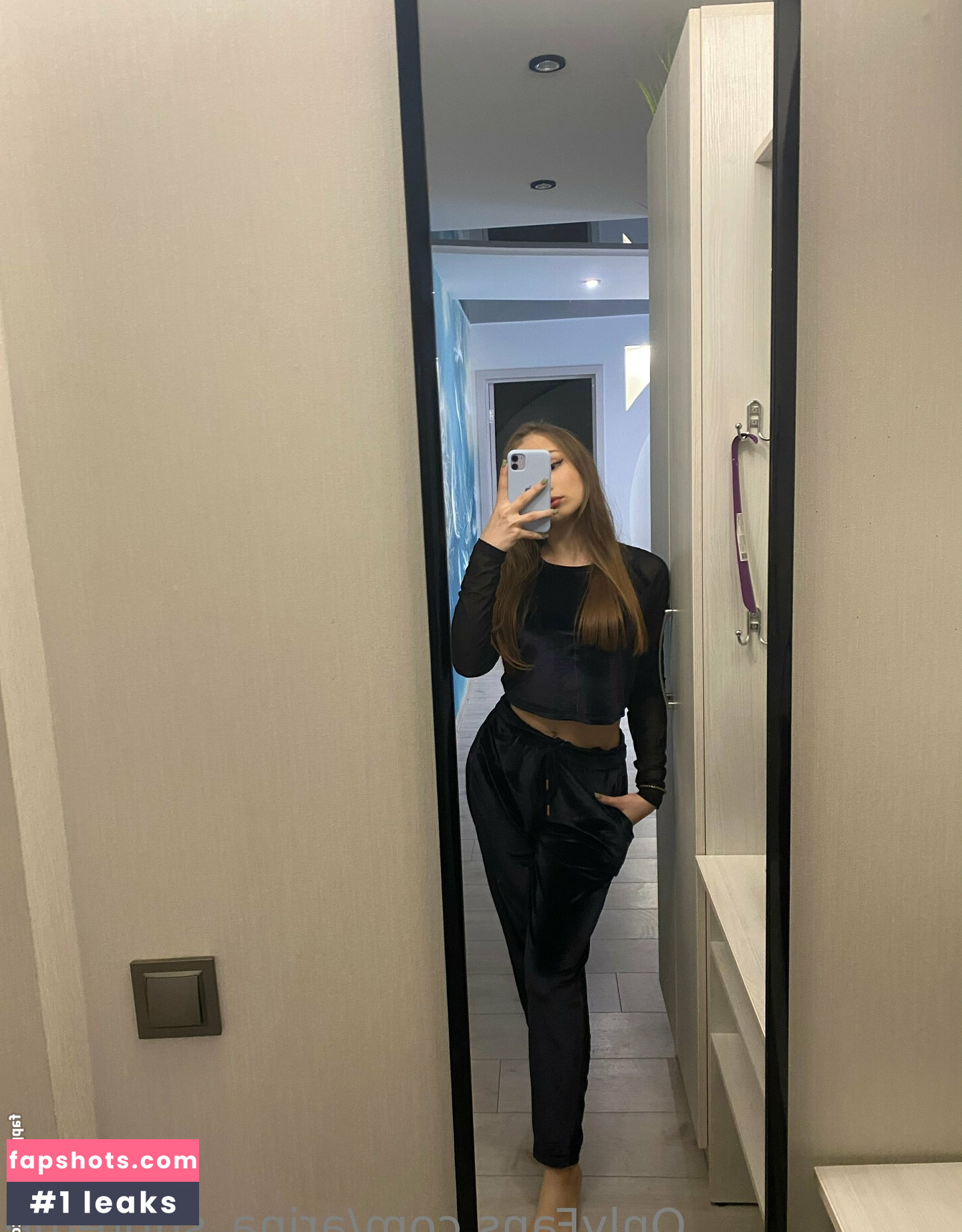 arina_supreme gallery photo #29