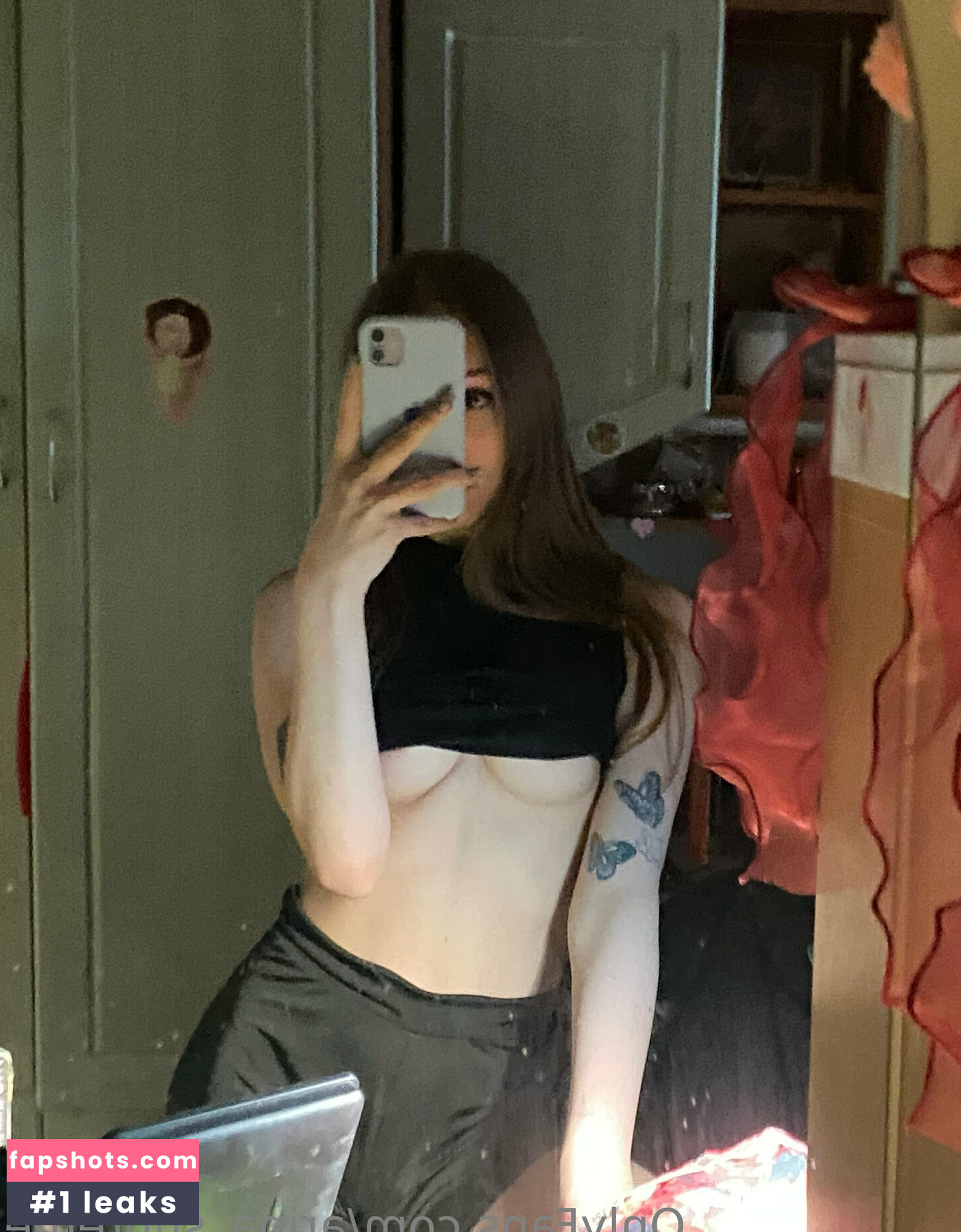 arina_supreme gallery photo #5