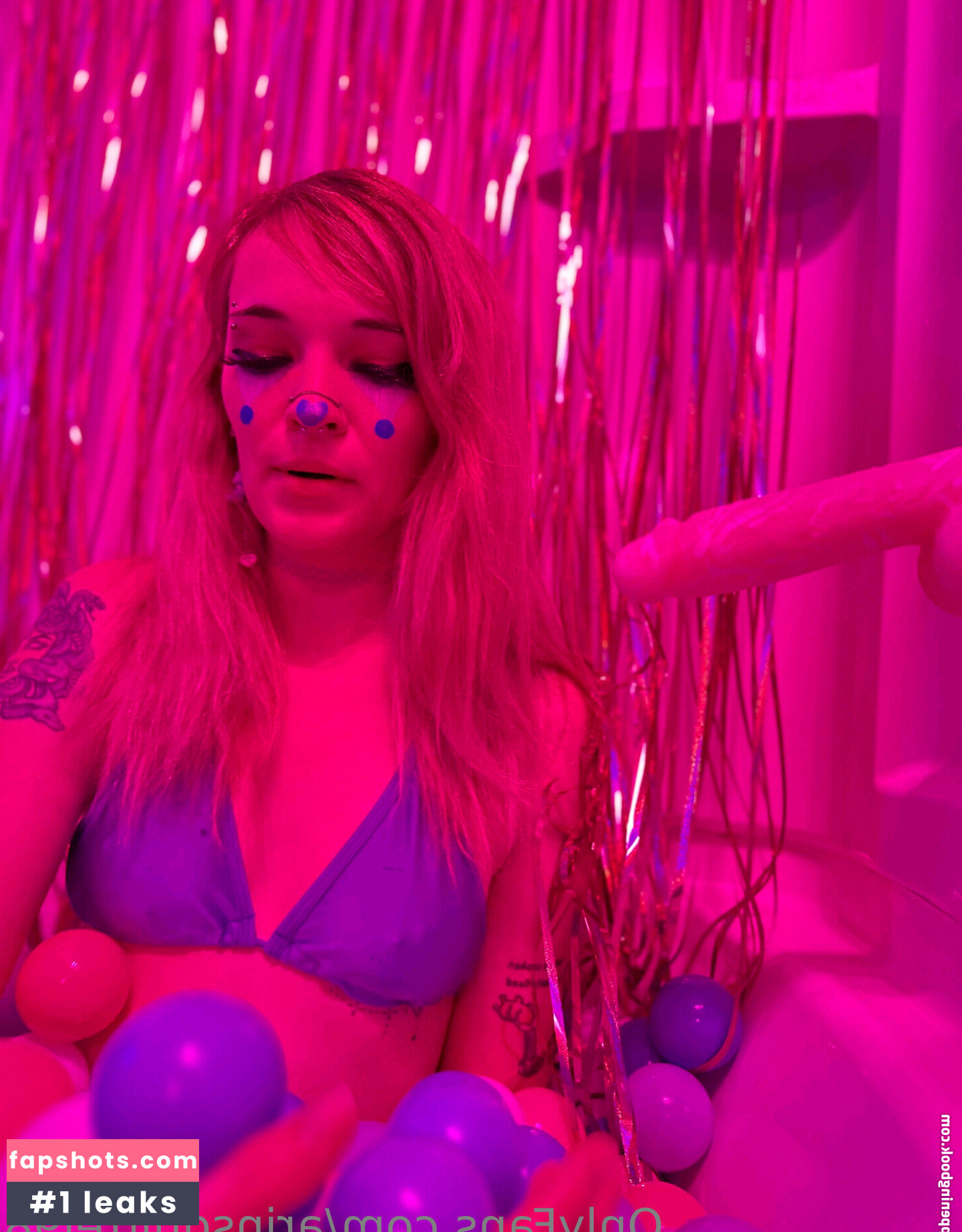 arinsquirrel98 gallery photo #35