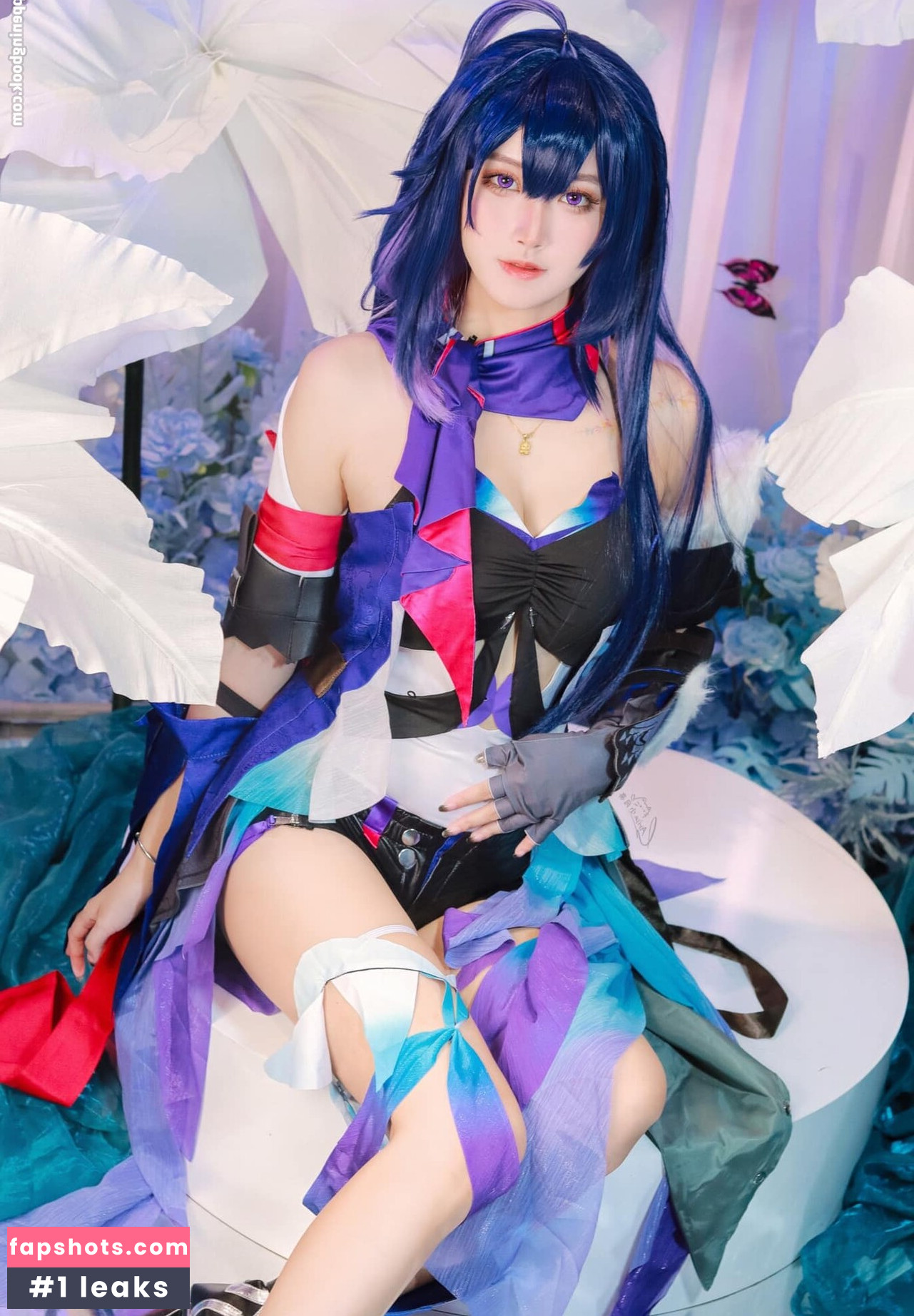 Arisa Cosplay gallery photo #15