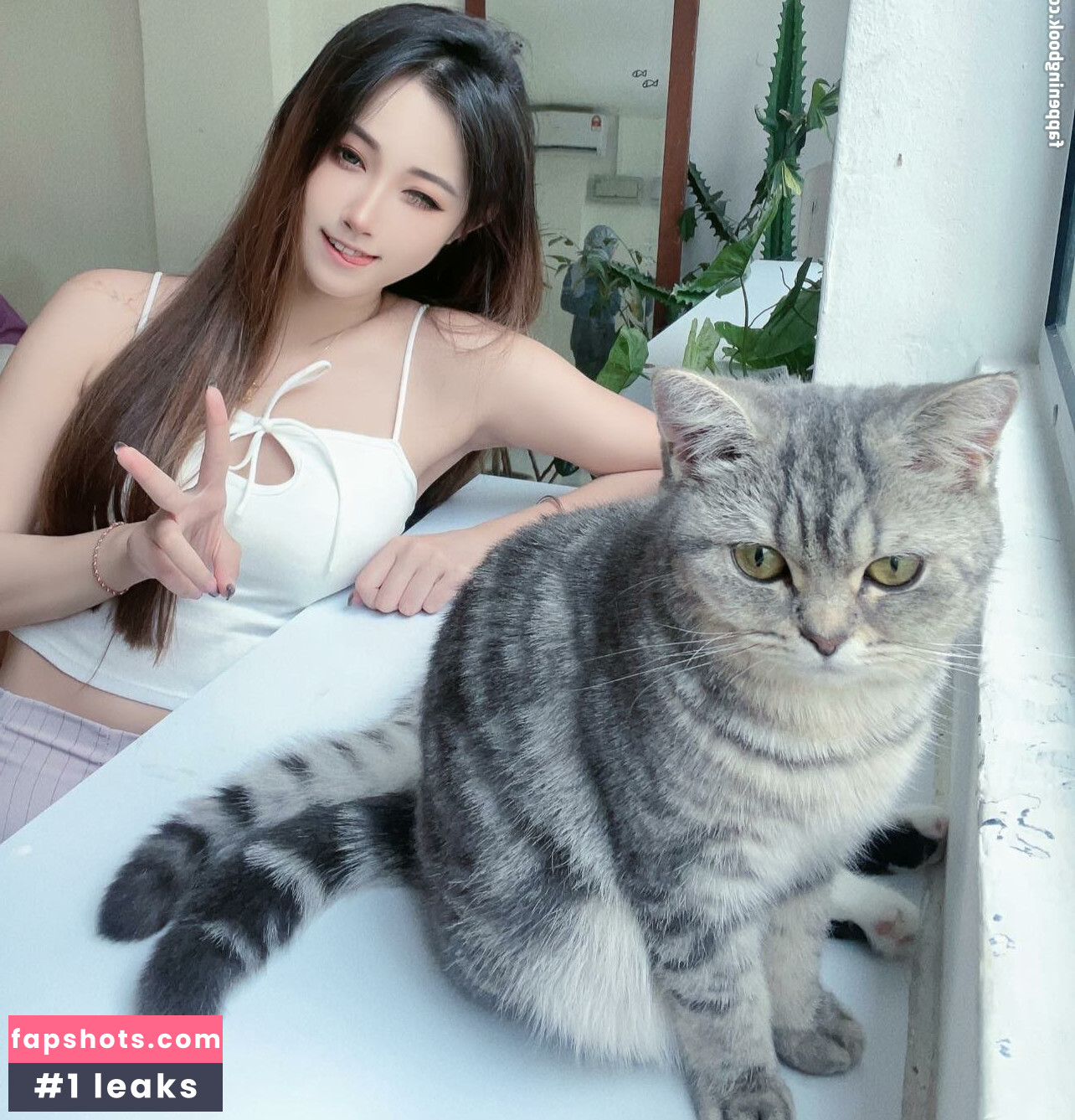 Arisa Cosplay gallery photo #17