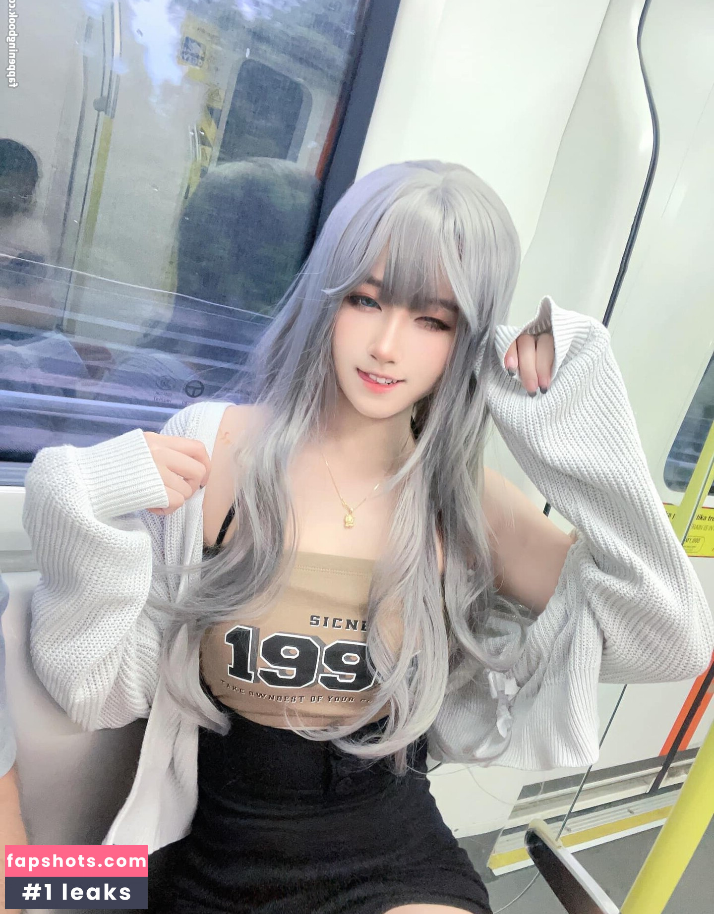 Arisa Cosplay gallery photo #18