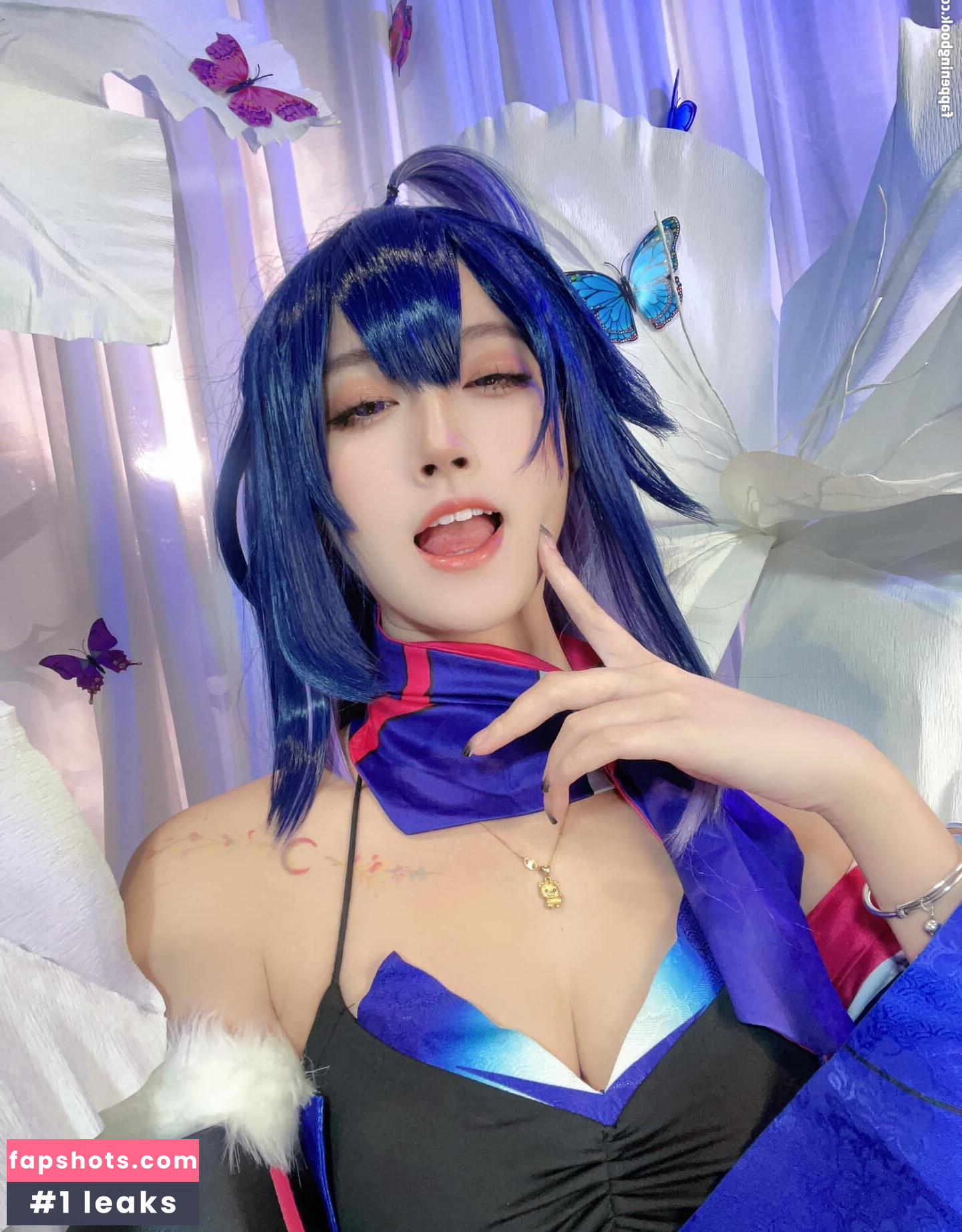 Arisa Cosplay gallery photo #20