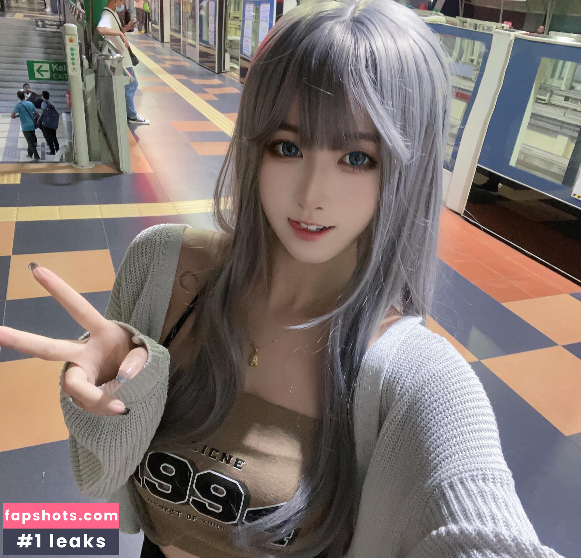 Arisa Cosplay gallery photo #21