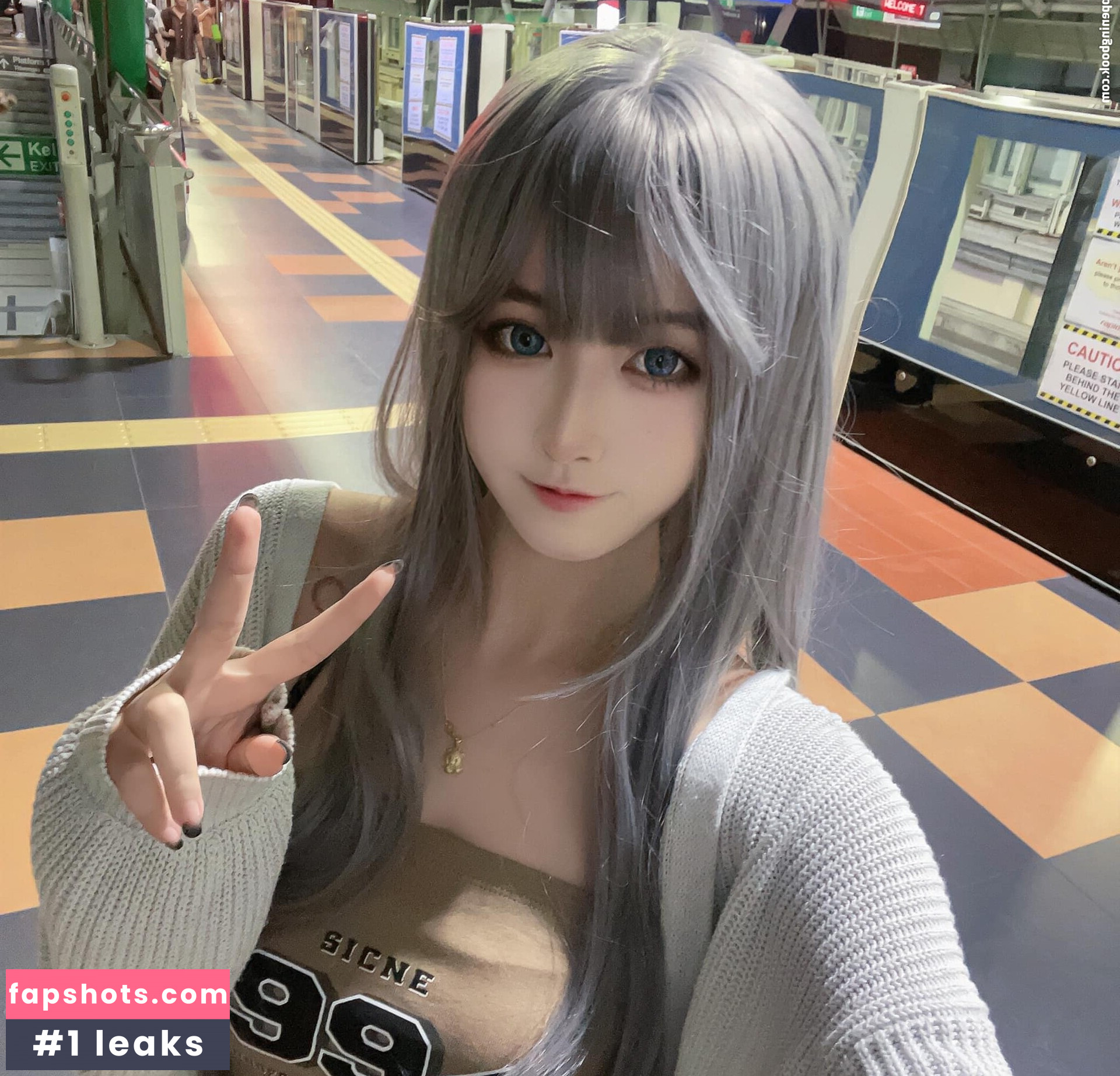 Arisa Cosplay gallery photo #28