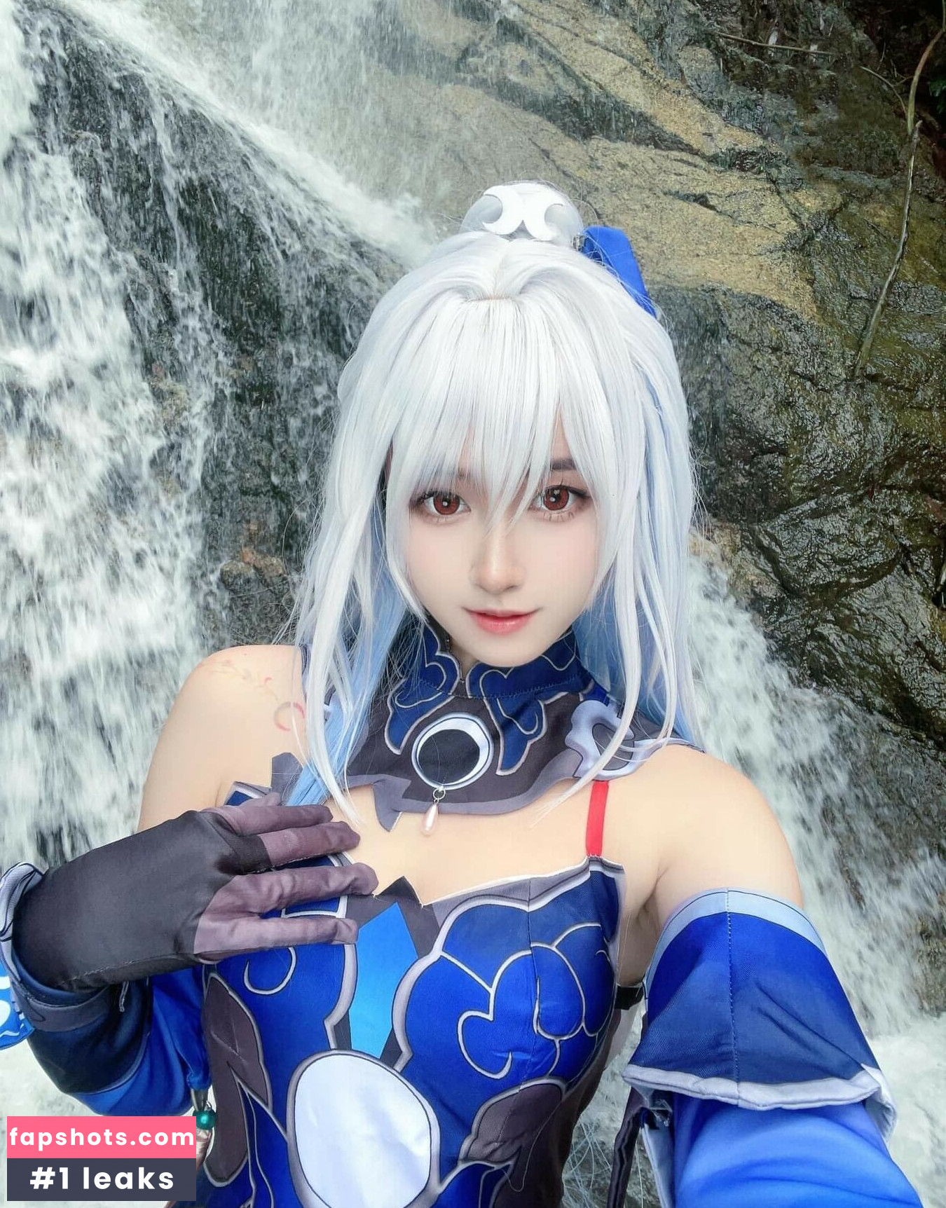 Arisa Cosplay gallery photo #4