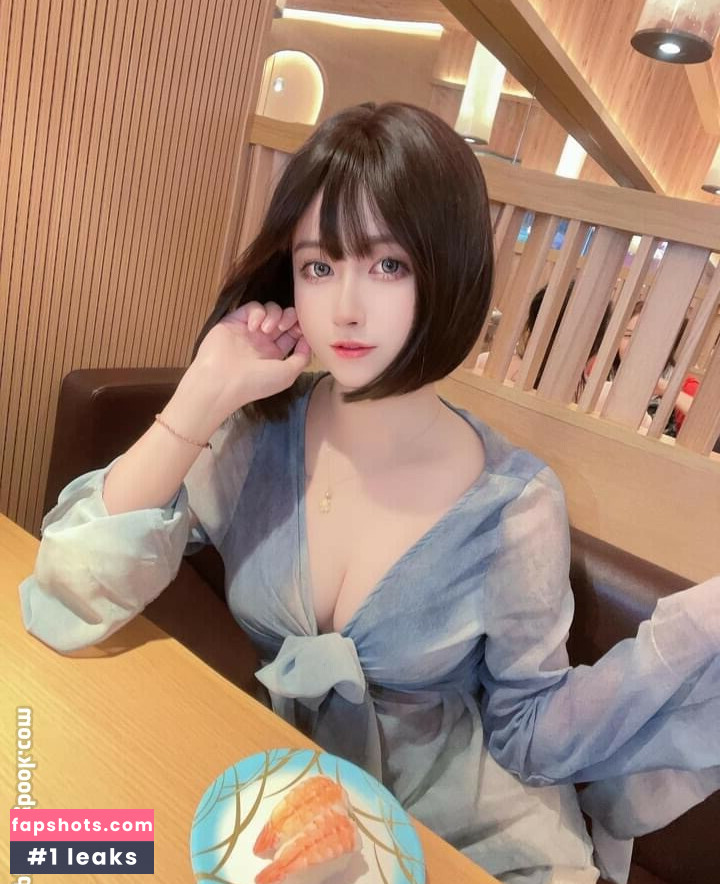 Arisa Cosplay gallery photo #6