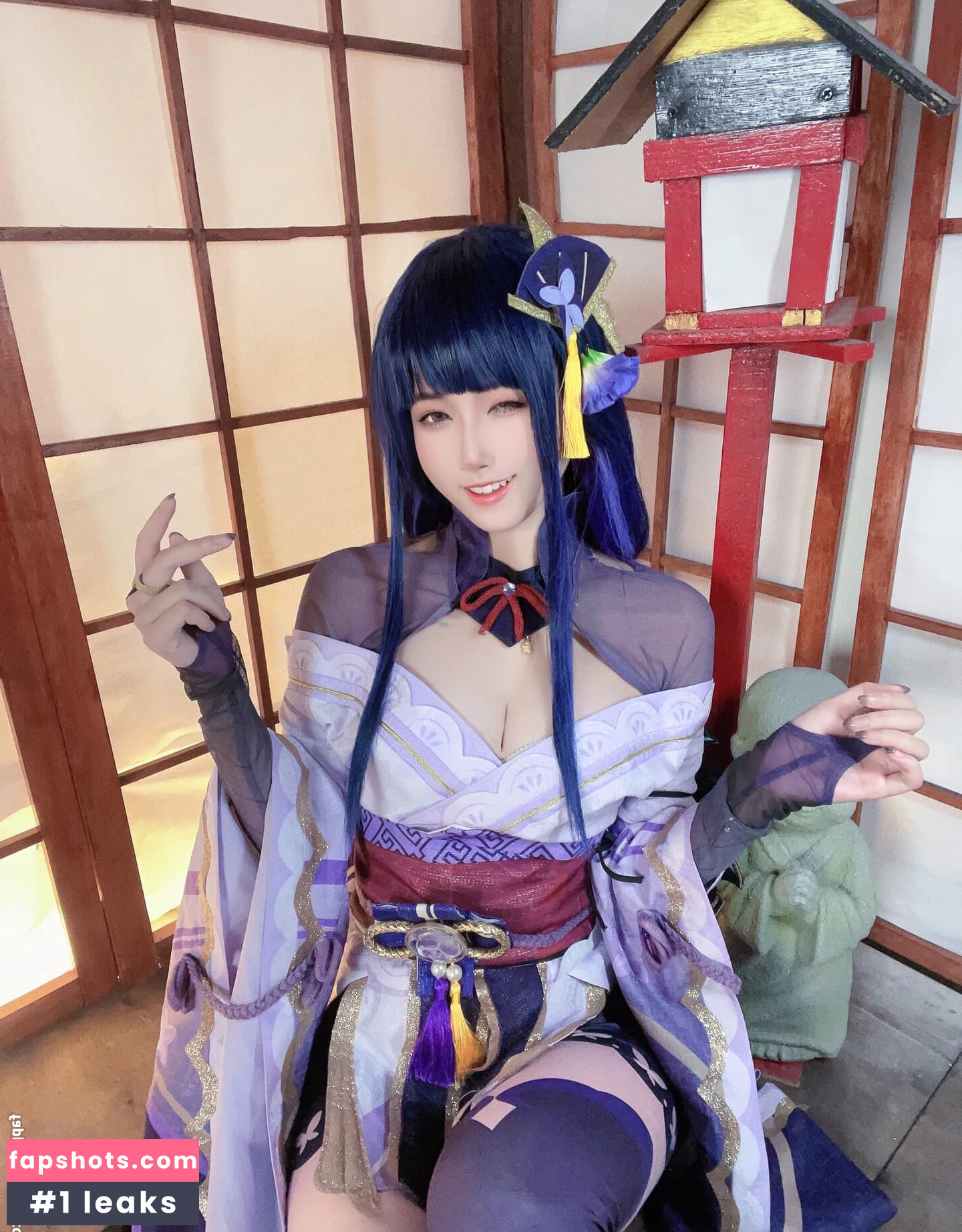 Arisa Cosplay gallery photo #10