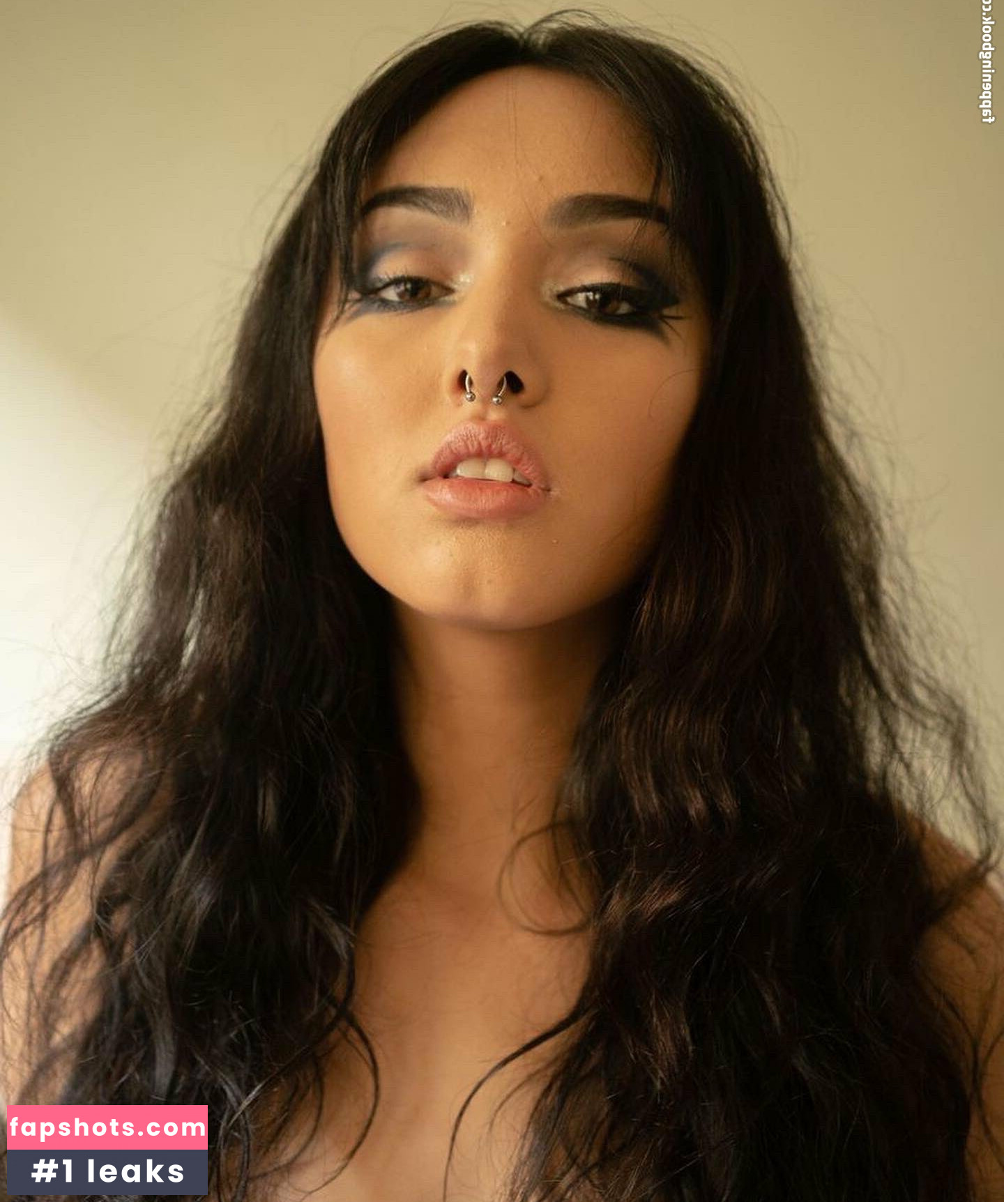 Arivalilith gallery photo #4