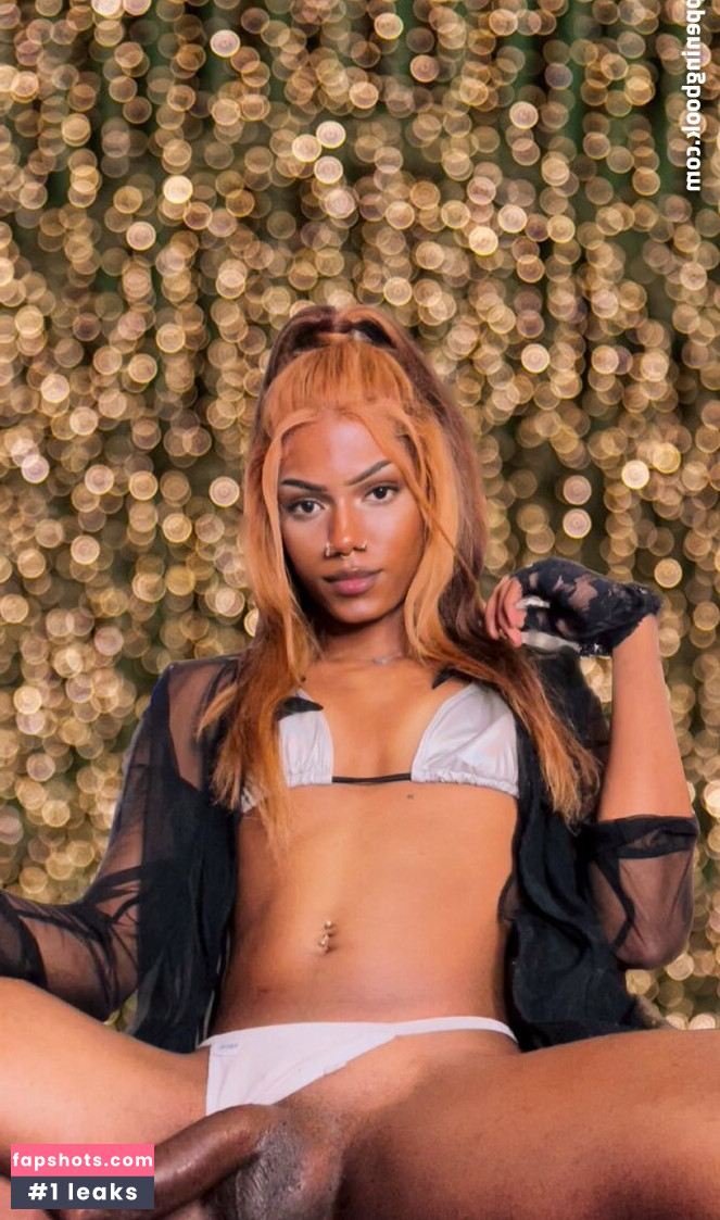 Armani Arielle gallery photo #2