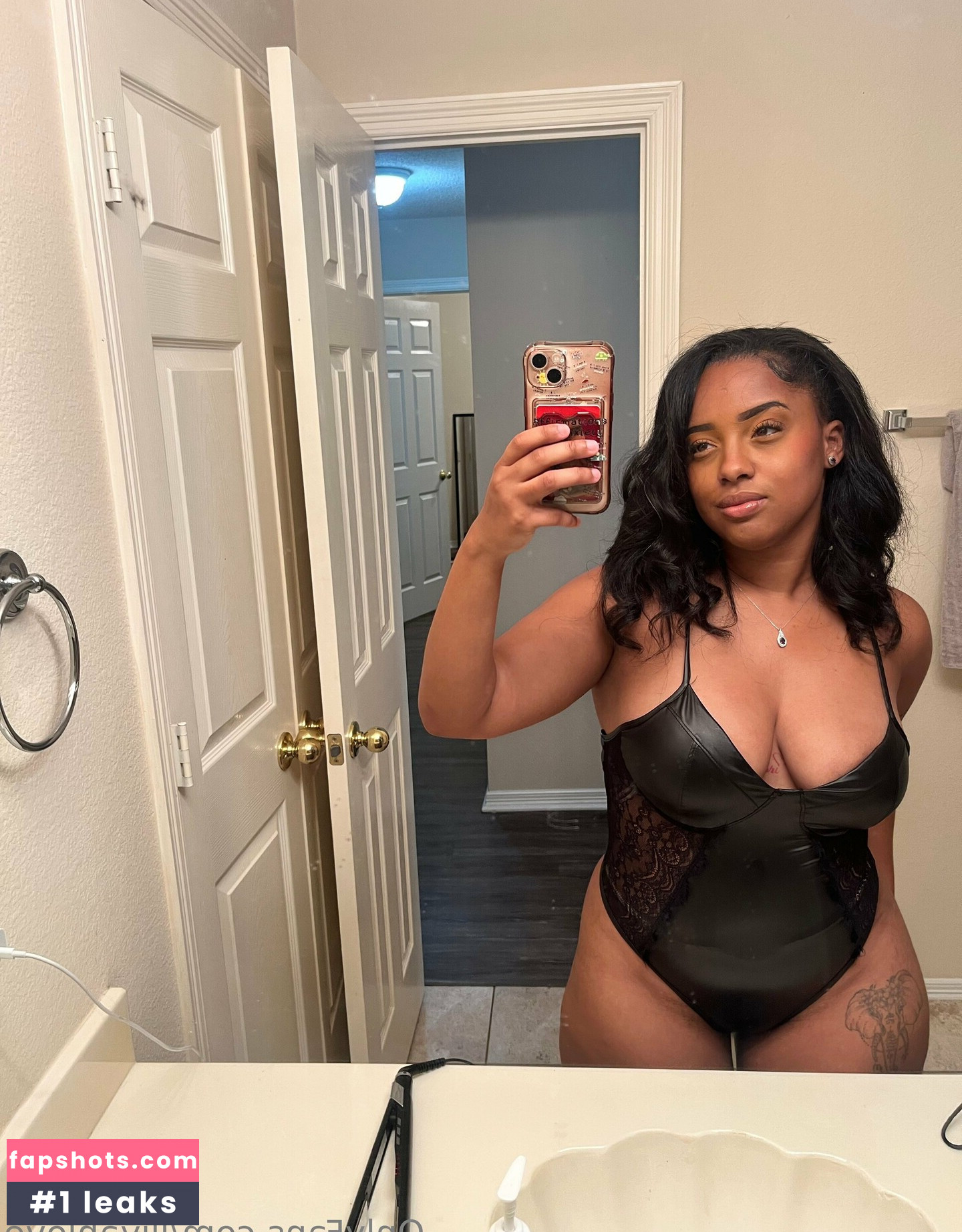 armani_doll nude babe gallery