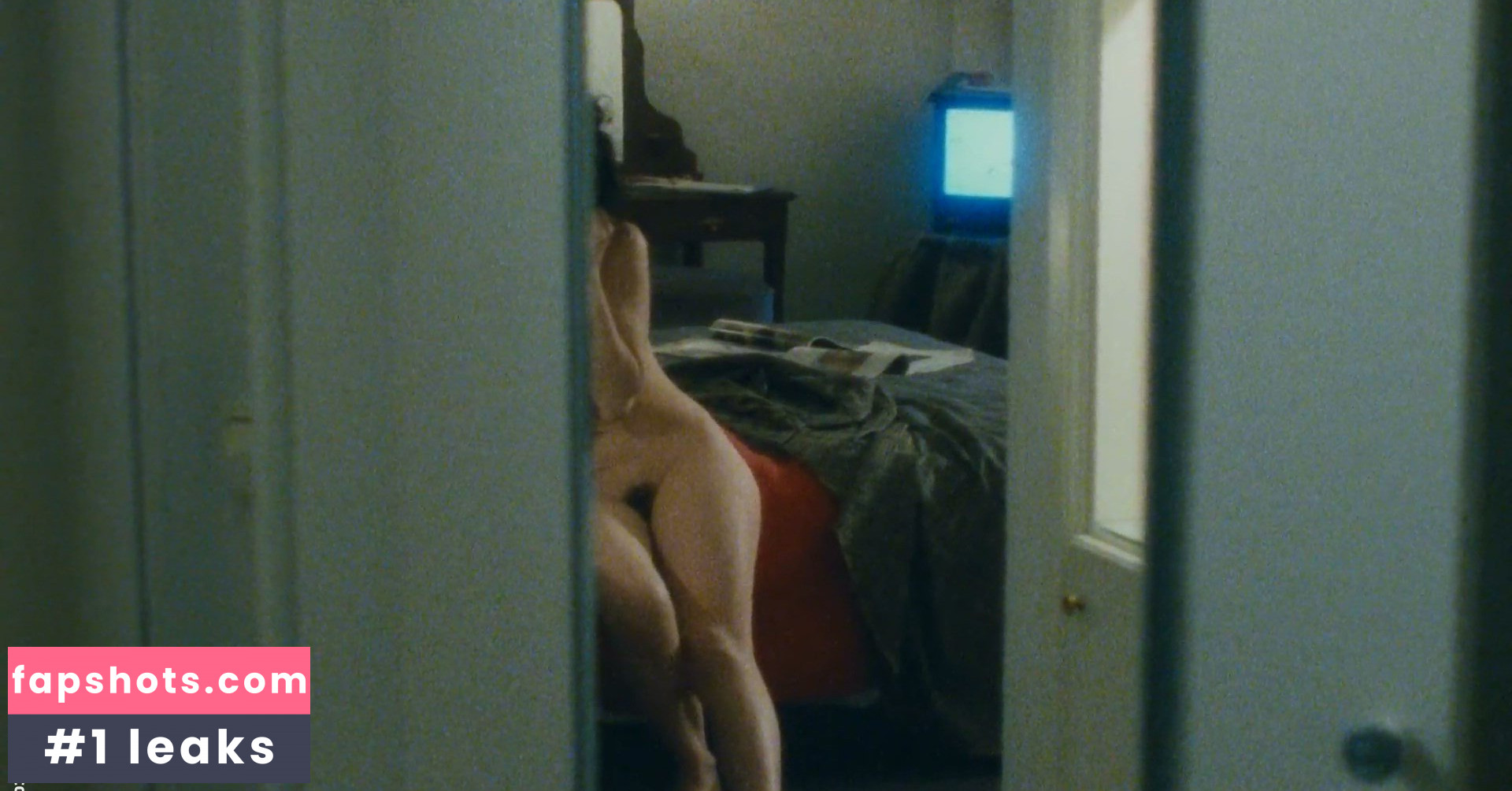 Arsinée Khanjian gallery photo #4