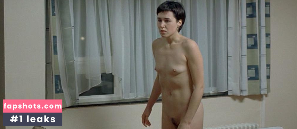 Arta Dobroshi gallery photo #11