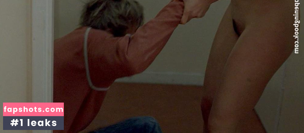 Arta Dobroshi gallery photo #10