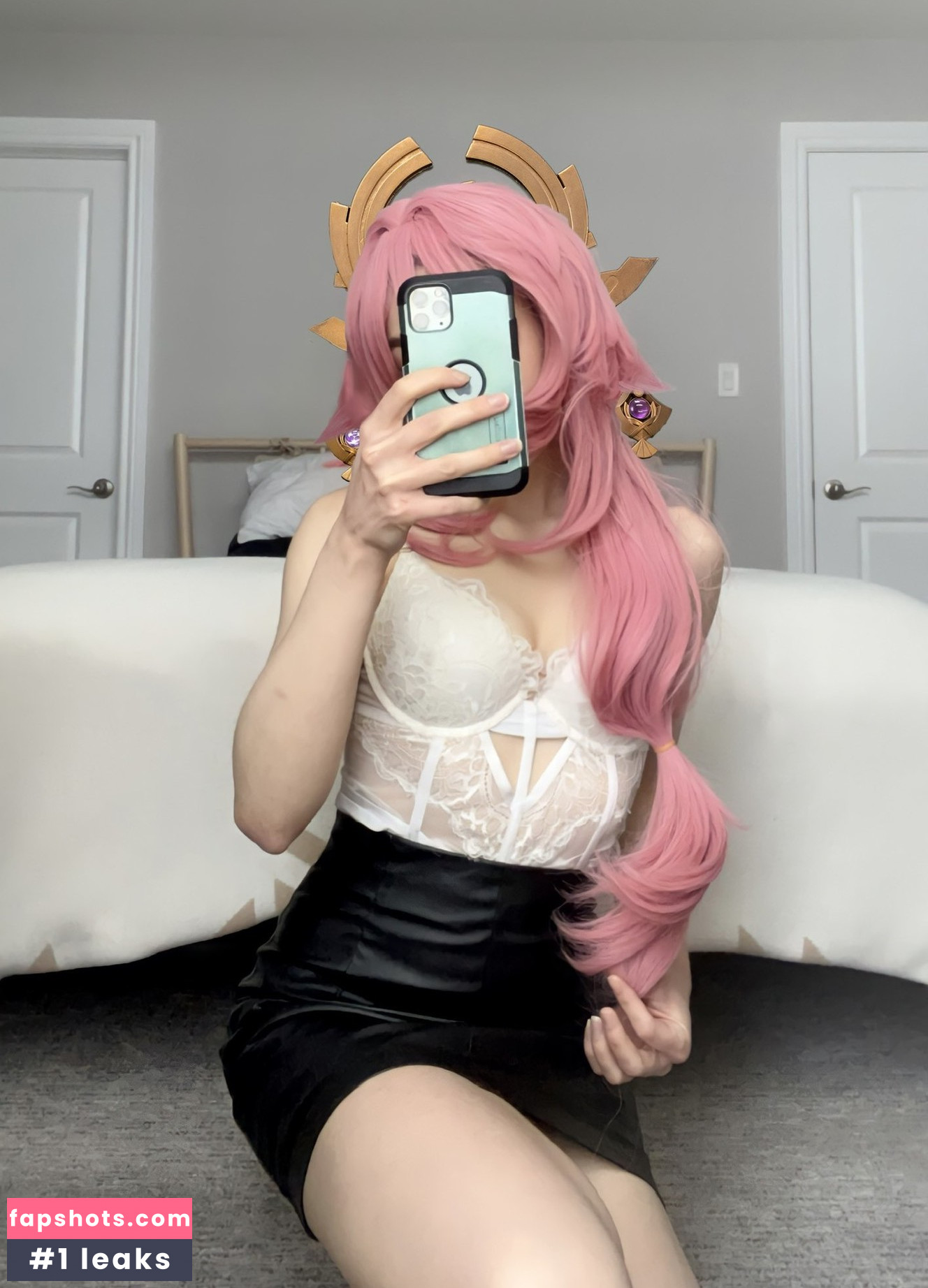 Artemis19 gallery photo #16