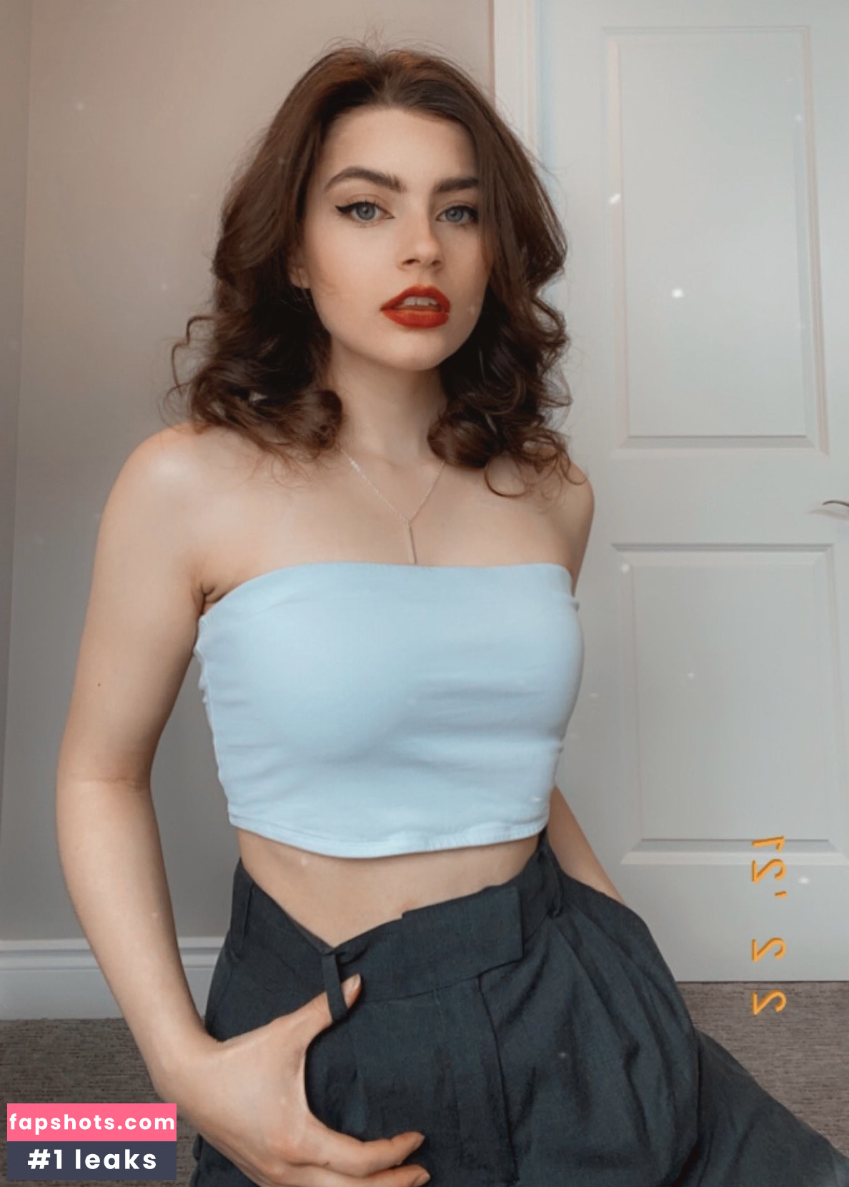 Artemis19 gallery photo #22