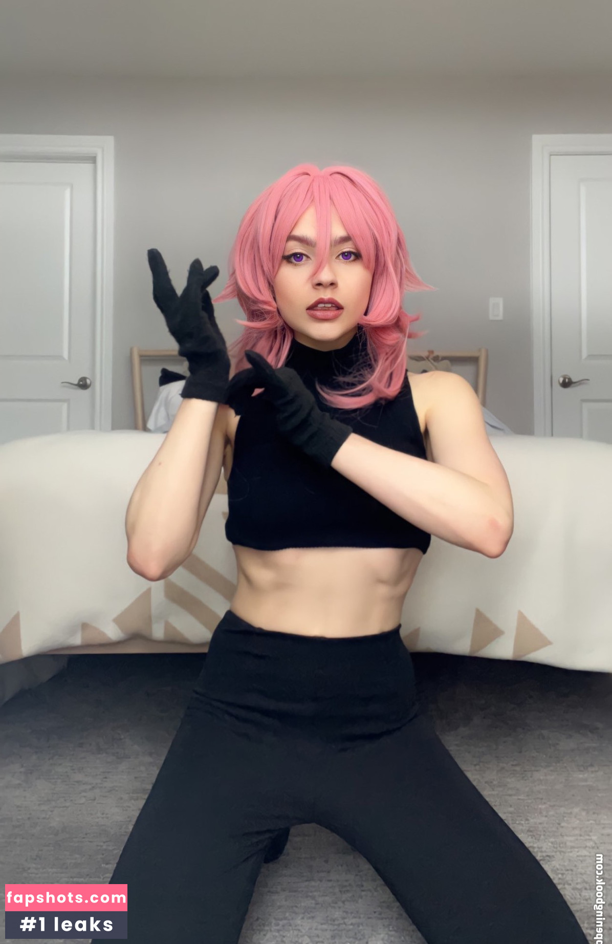 Artemis19 gallery photo #9