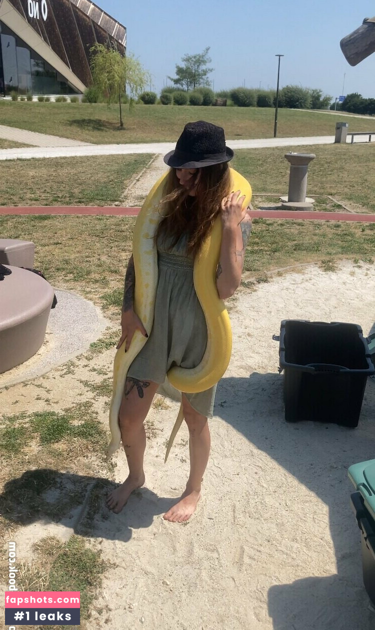 artnvenom Nude Leaks OnlyFans Photos #7 - LeakJerk