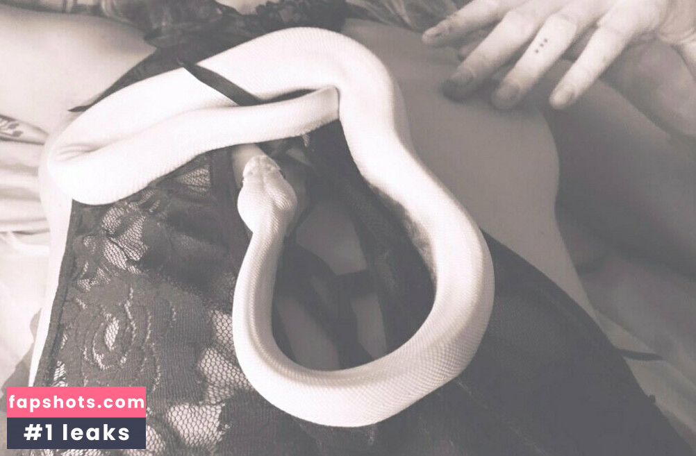 artnvenom Nude Leaks OnlyFans Photos #10 - LeakJerk