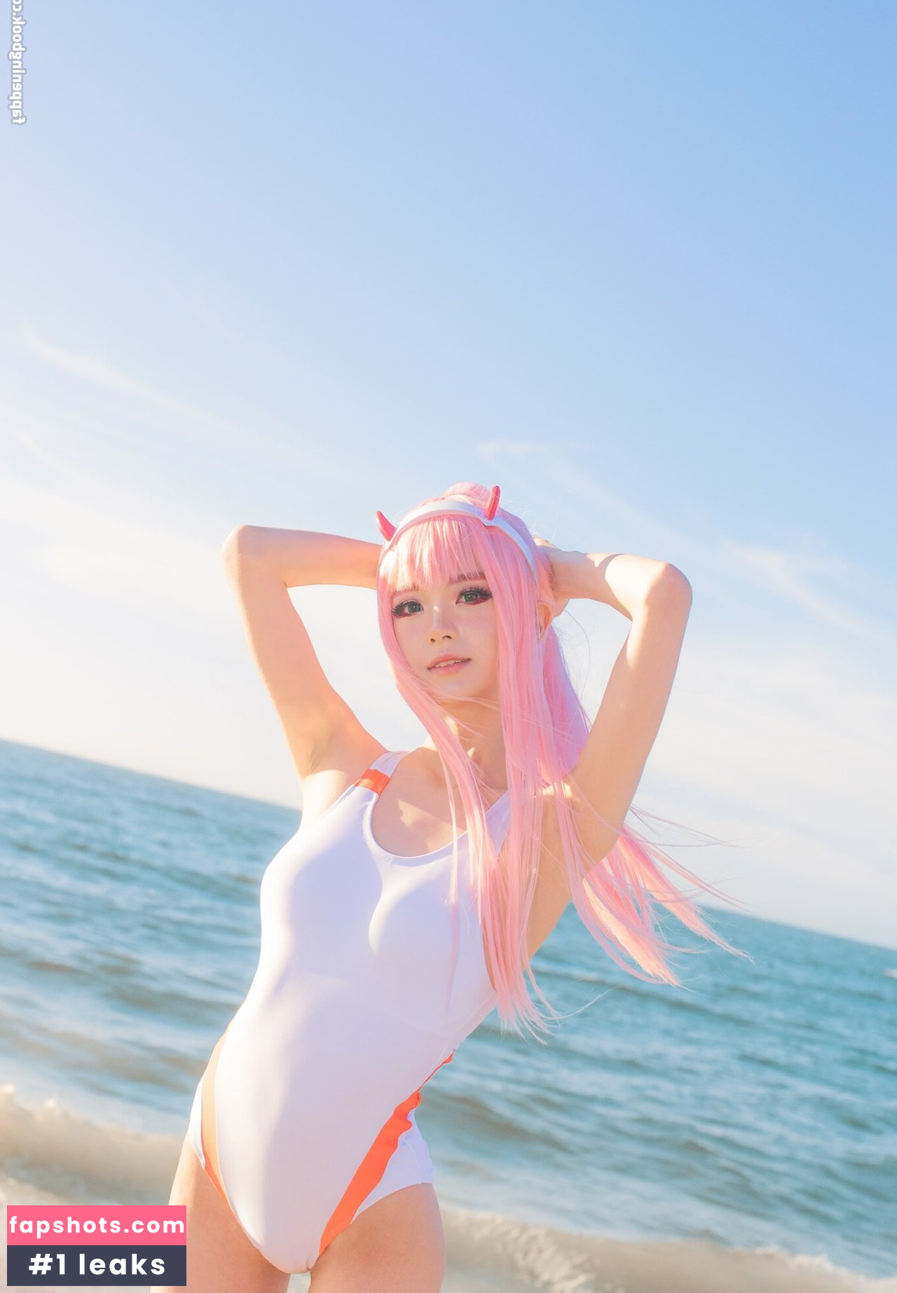 Aru.rinh nude babe gallery