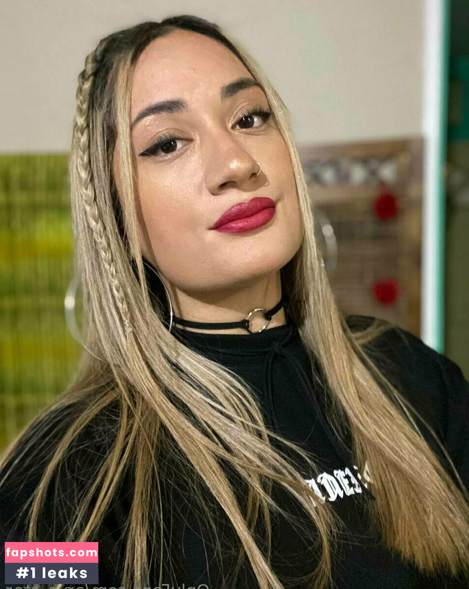 arya_star gallery photo #13