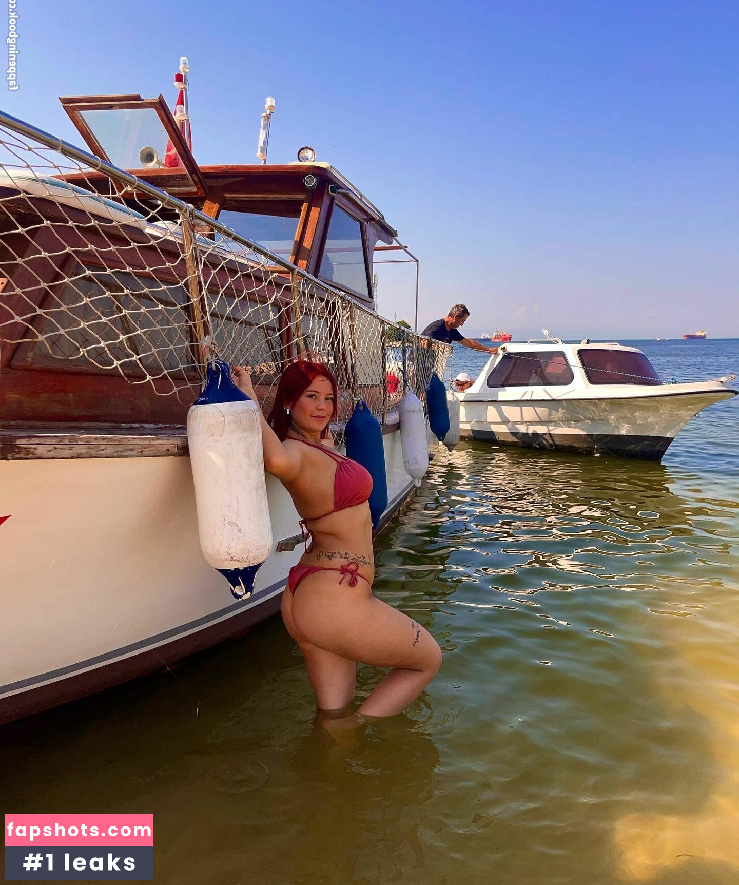 Arzu Ylmaz gallery photo #17