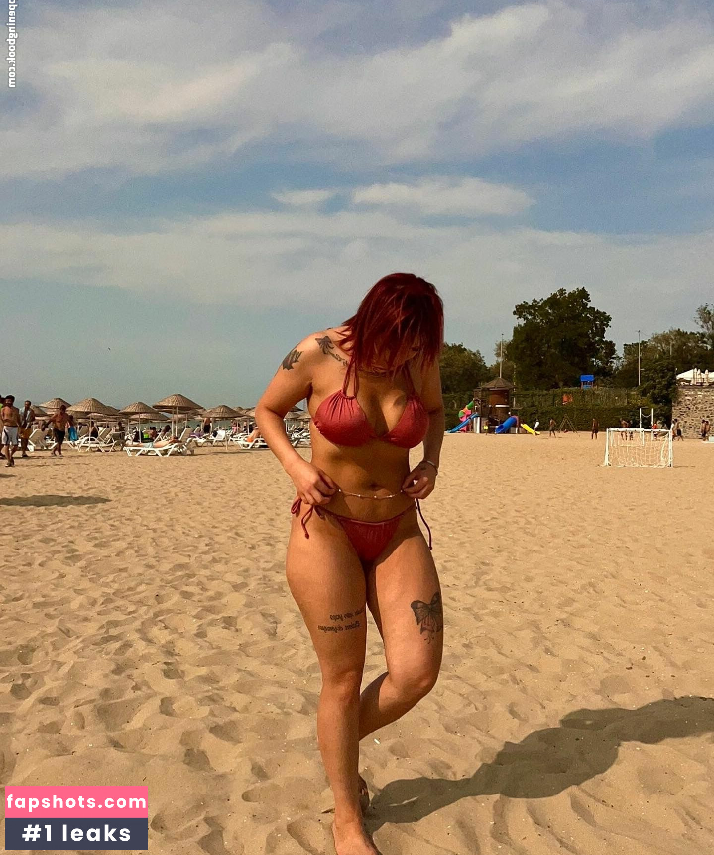 Arzu Ylmaz gallery photo #18