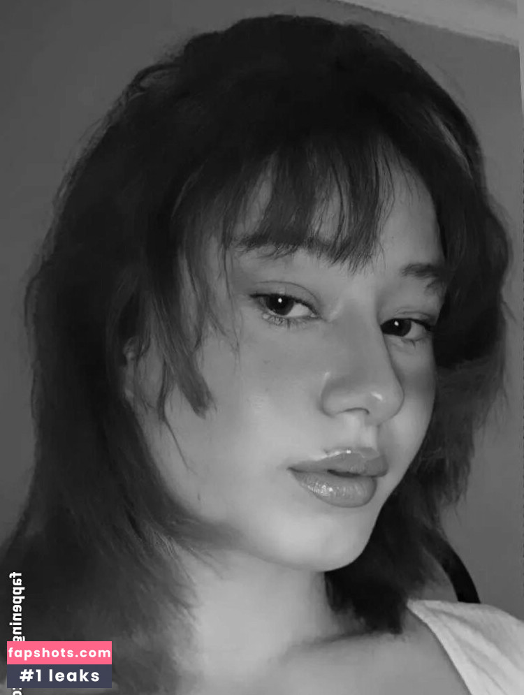 Arzu Ylmaz gallery photo #27