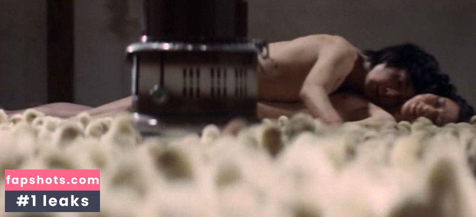 Asami Ogawa gallery photo #13