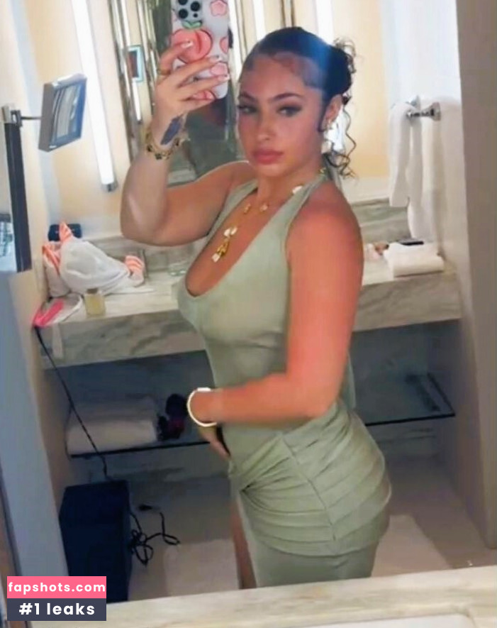 Ash Kash gallery photo #24