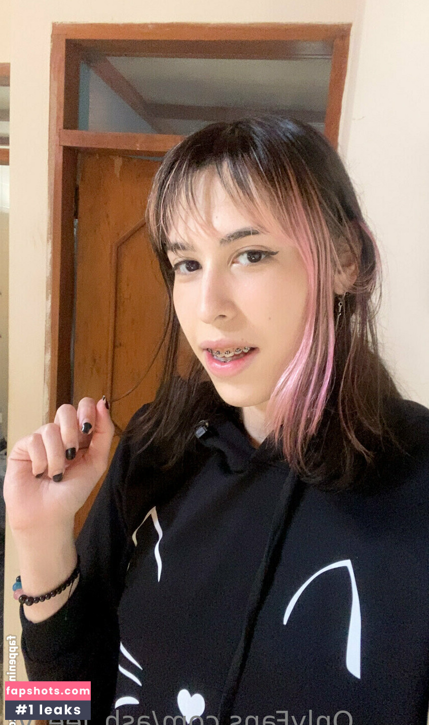 ash_lee_vr gallery photo #24