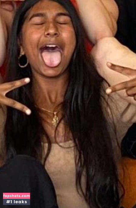 Ash Sarkar gallery photo #3