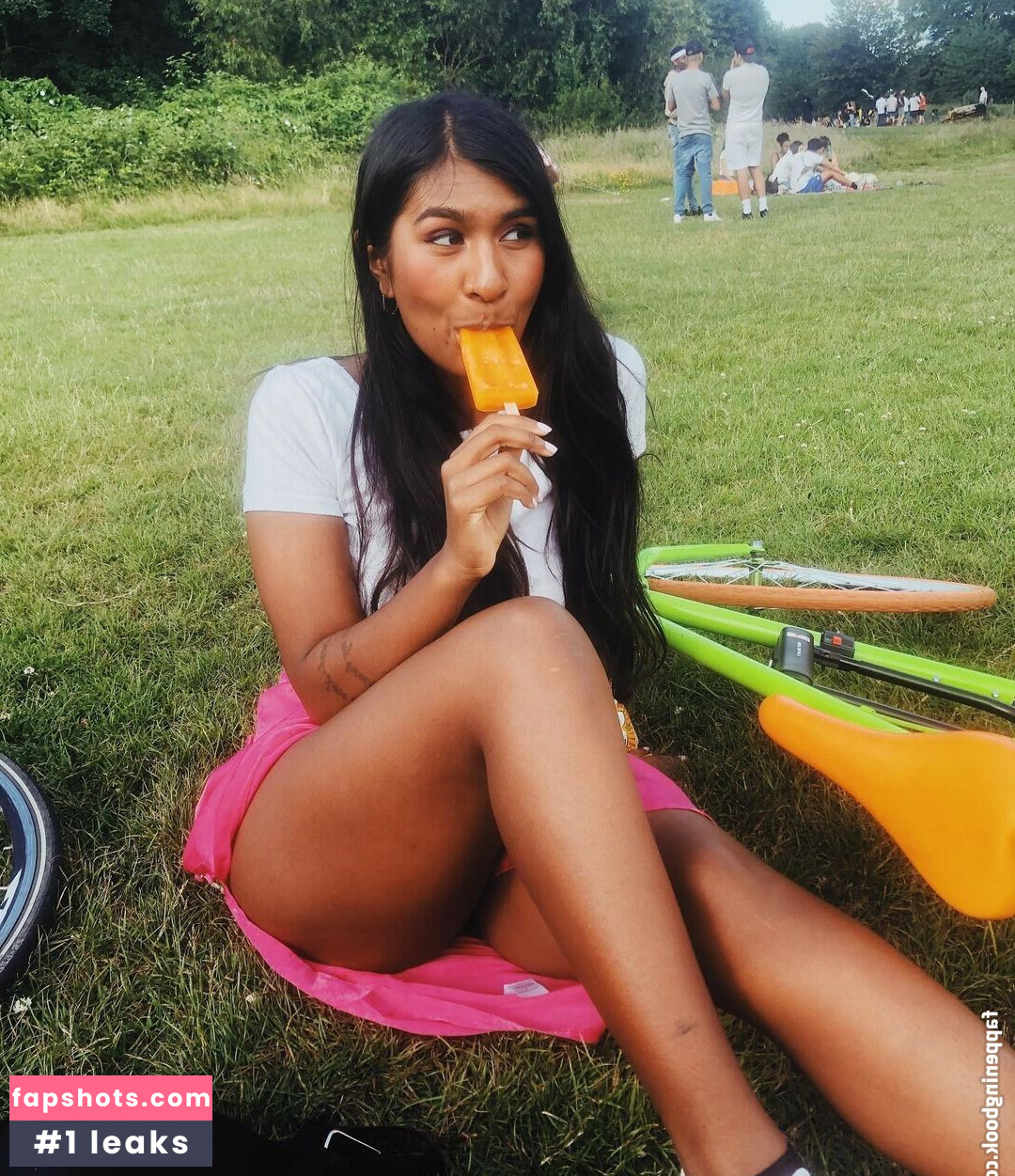 Ash Sarkar gallery photo #6