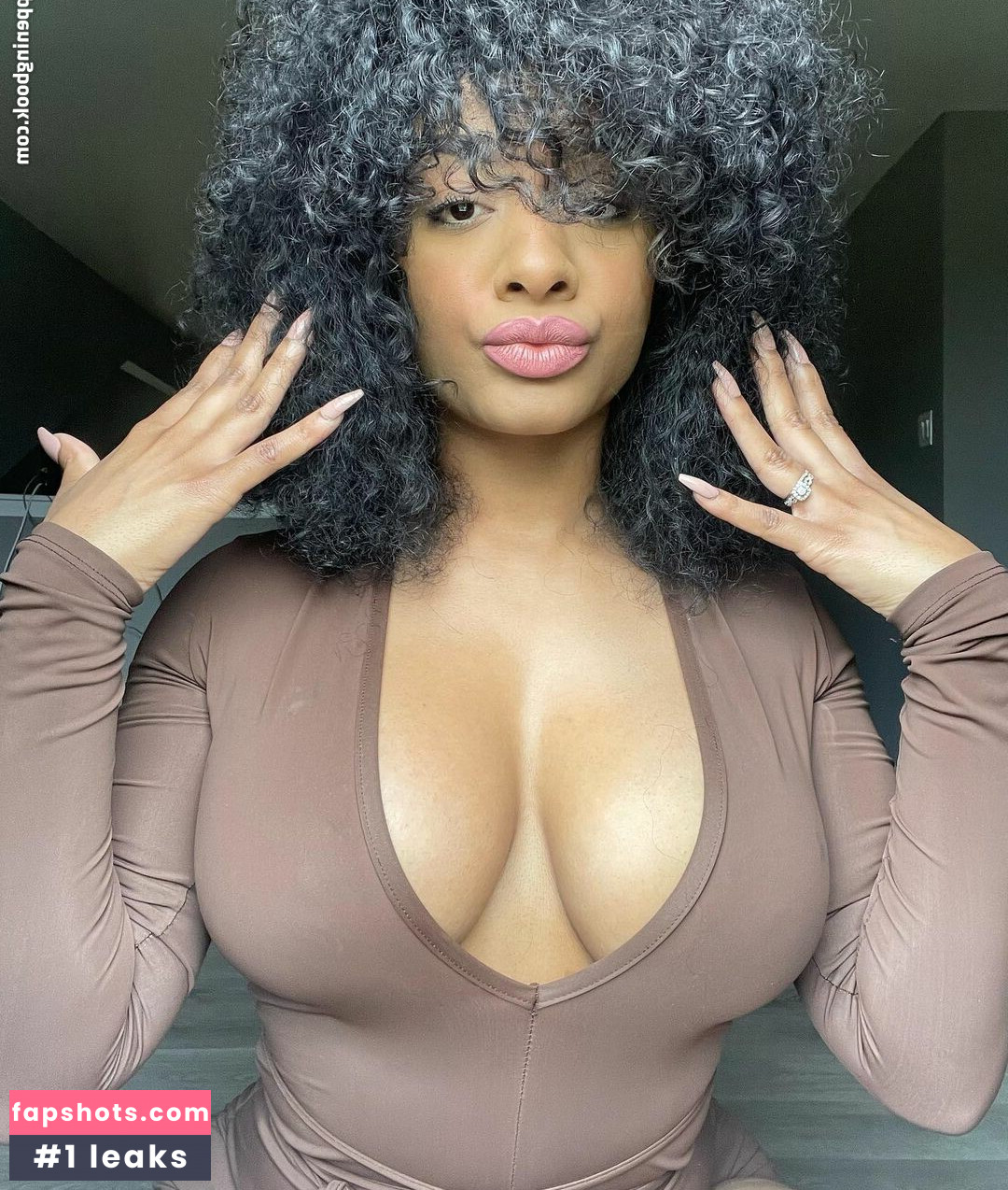 ashaughnfitness gallery photo #2