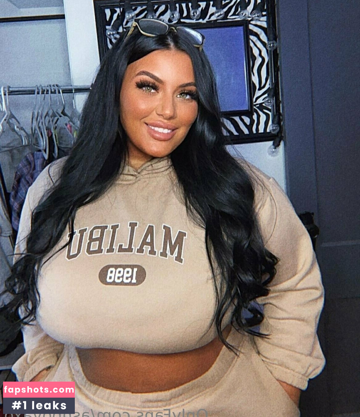 ashbovaxo gallery photo #43