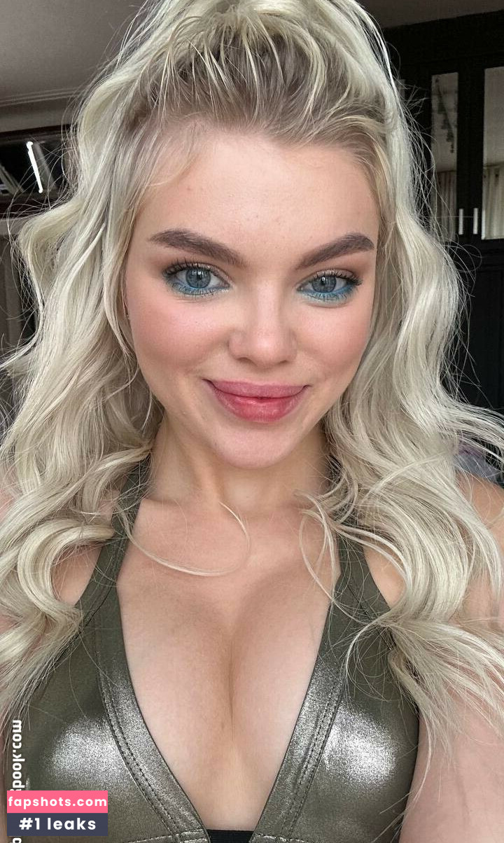 Ashby Winter gallery photo #17