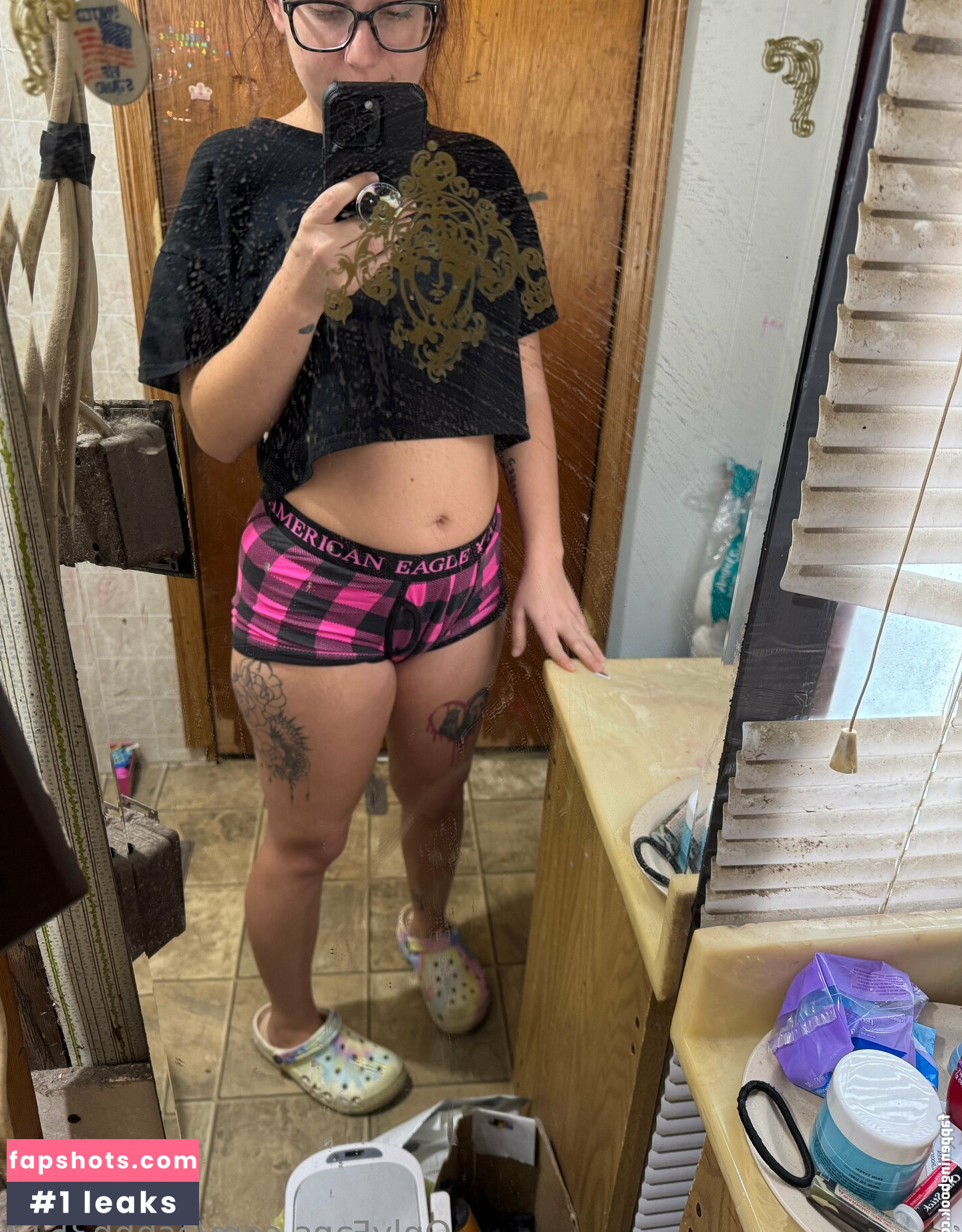 ashhh3517 nude babe gallery